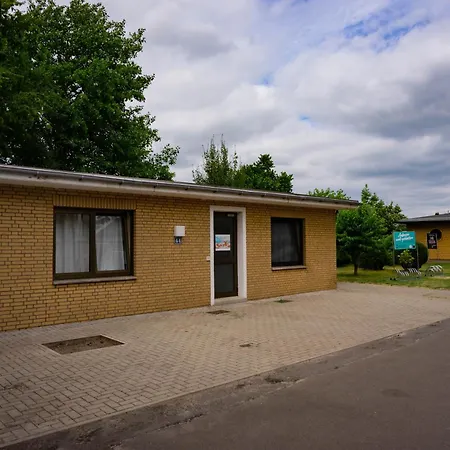 Haus Strandlust- Gemuetliches Studio Direkt Am Duemmer Apartamento